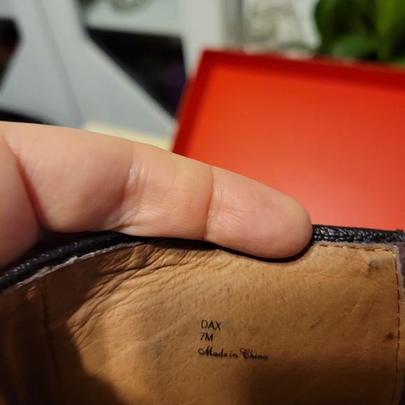 Donald j pliner Boots Size 7 - Picture 8 of 10